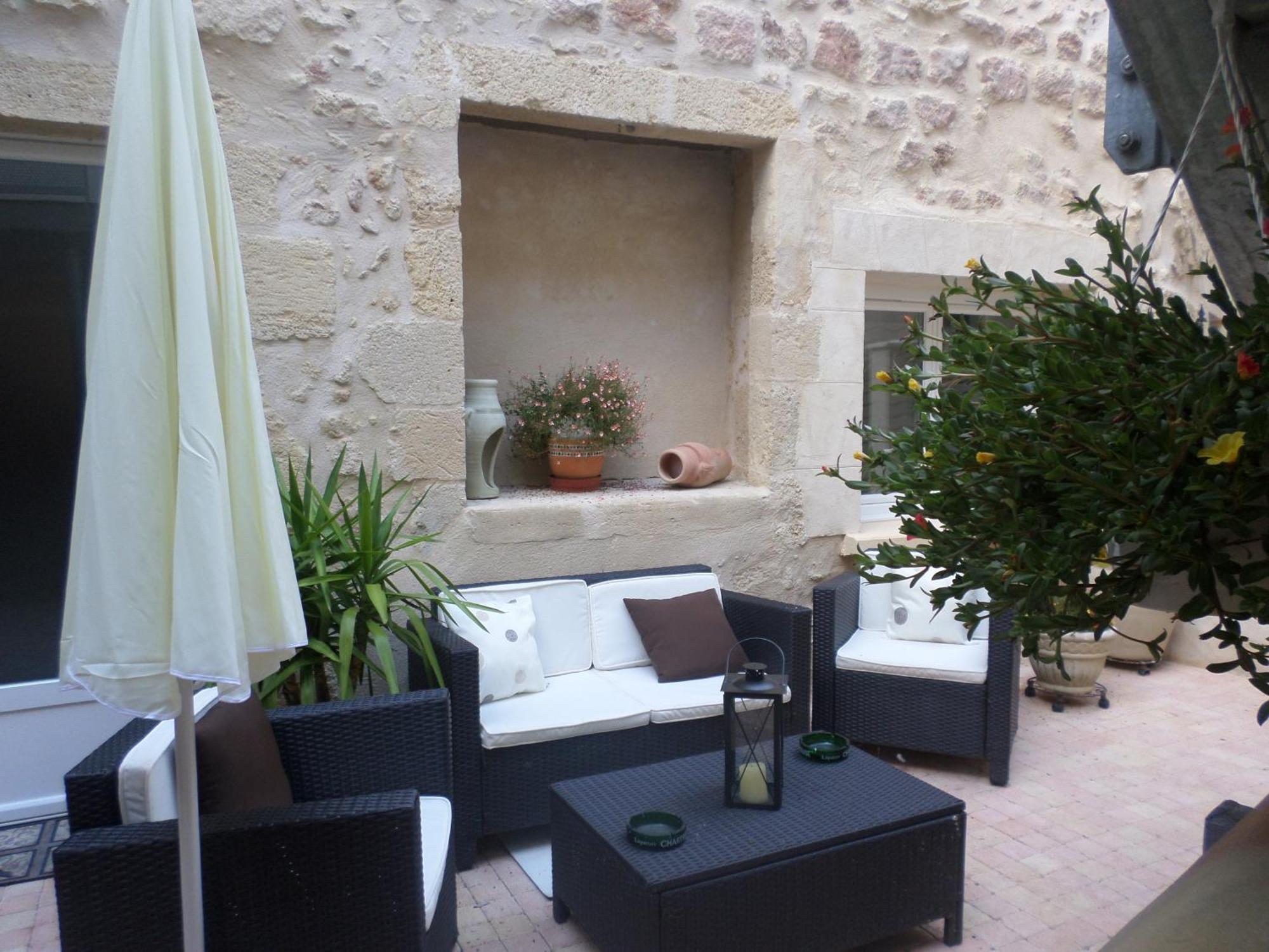 Appart'Hotel Les Tilleuls Saint-Macaire Eksteriør billede