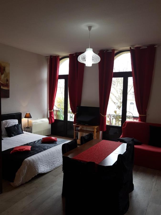 Appart'Hotel Les Tilleuls Saint-Macaire Eksteriør billede